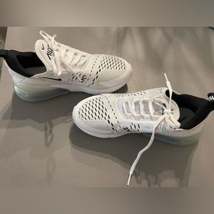 Women’s Nike Air Max 270
